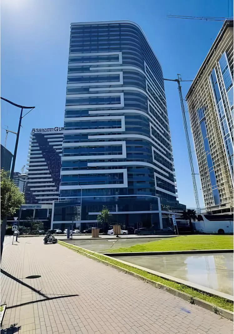 Zenith Capital LLC kayıtlı merkezinin bulunduğu Bagrationi Residence Batumi dış cephesi